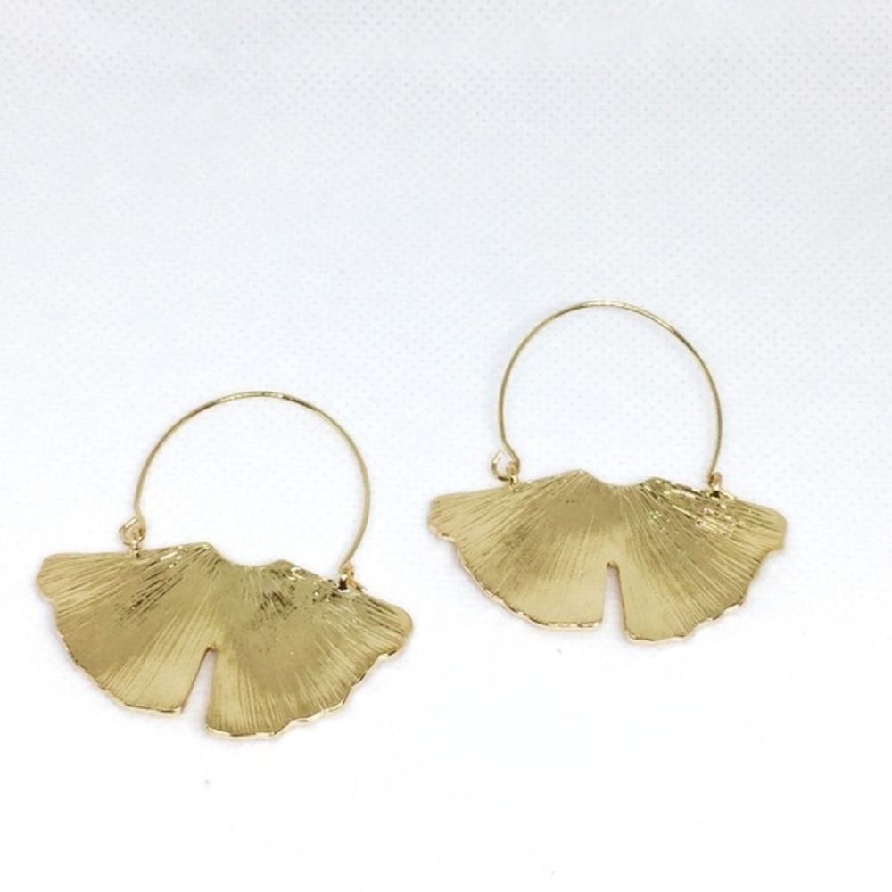 Anthropologie Golden Ginko Leaf Earrings - Picture 6 of 12